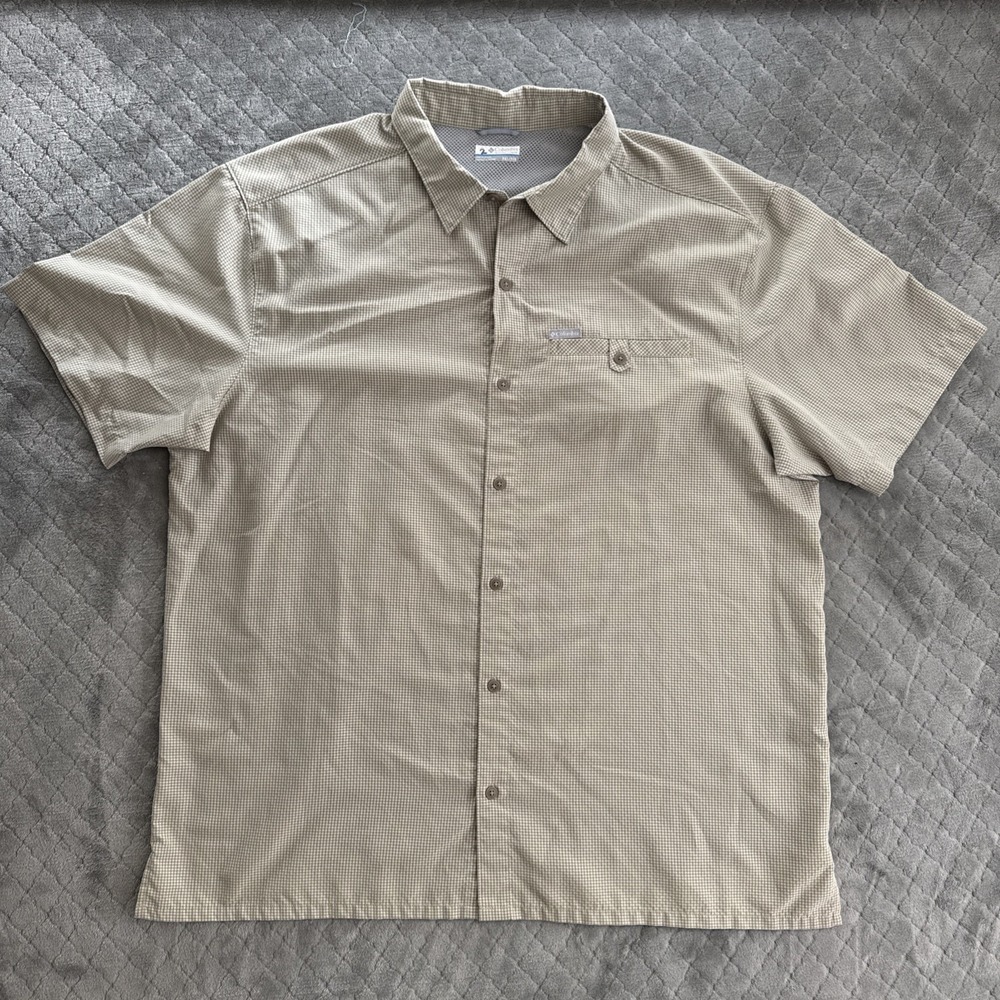 COLUMBIA Shirt Men's XXL 2XLButton-Up Short-Sleeve Plaid  Beige Green Outdoor